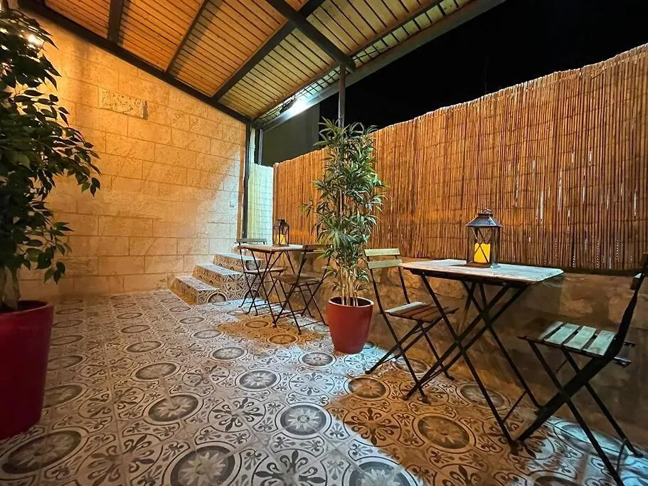 Levi Urban - Top Location Boutique Apartments In חיפה