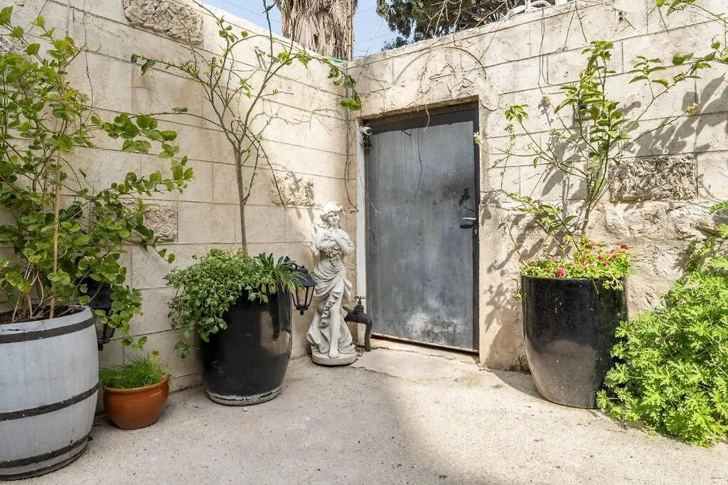Levi Urban - Top Location Boutique Apartments In חיפה